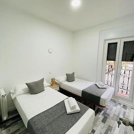 Hostal Noche Y Dia Μαδρίτη Εξωτερικό φωτογραφία