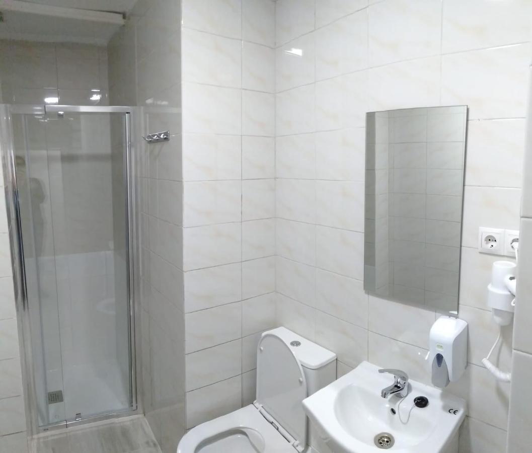 Hostal Noche Y Dia Μαδρίτη Εξωτερικό φωτογραφία