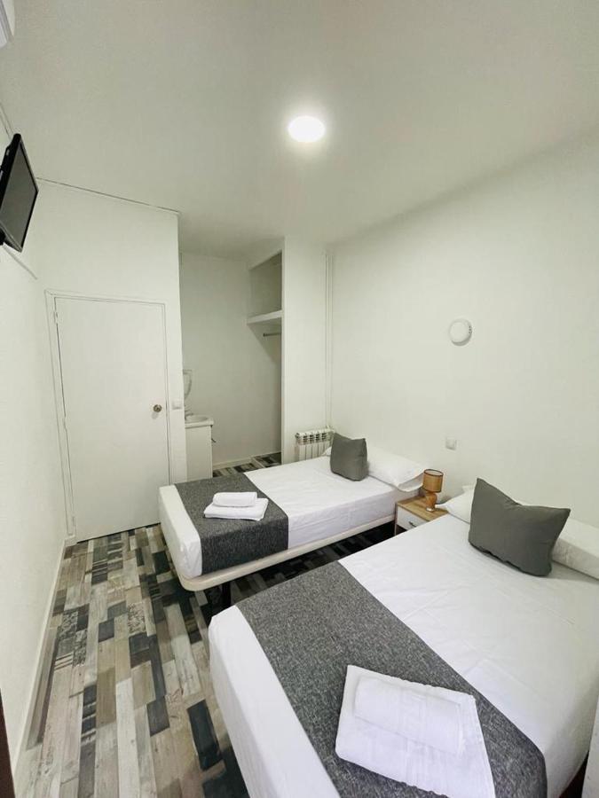 Hostal Noche Y Dia Μαδρίτη Εξωτερικό φωτογραφία