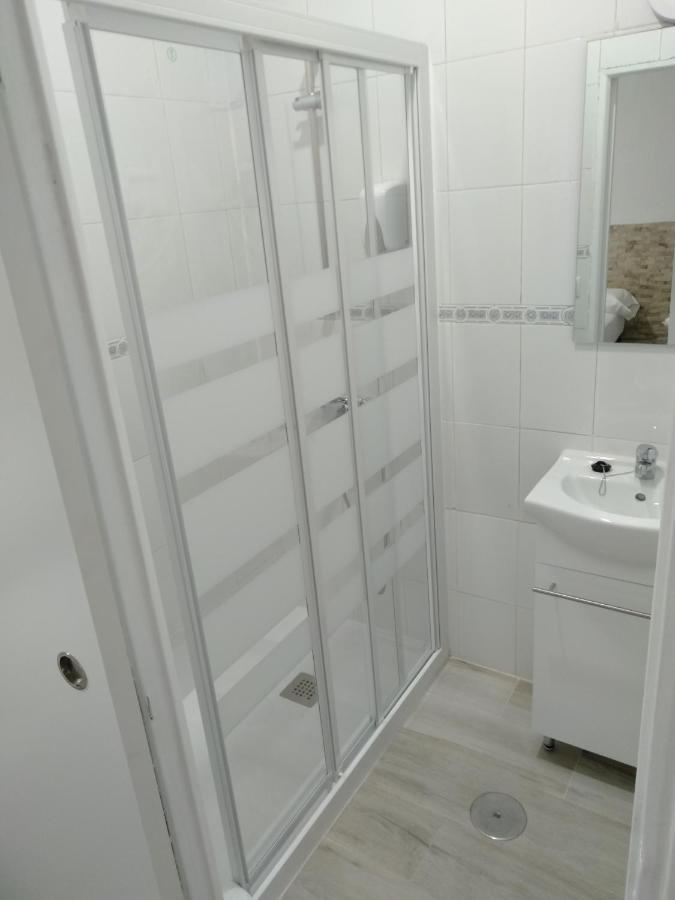 Hostal Noche Y Dia Μαδρίτη Εξωτερικό φωτογραφία