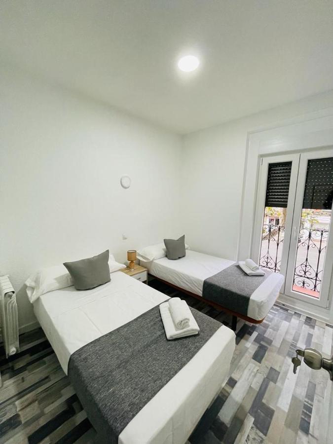 Hostal Noche Y Dia Μαδρίτη Εξωτερικό φωτογραφία
