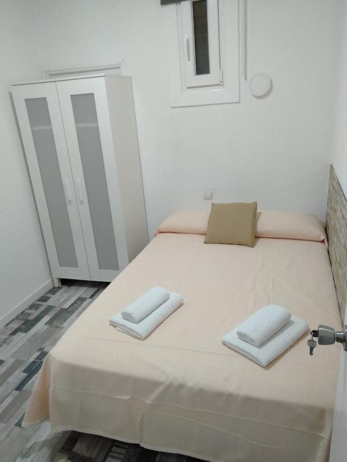 Hostal Noche Y Dia Μαδρίτη Εξωτερικό φωτογραφία